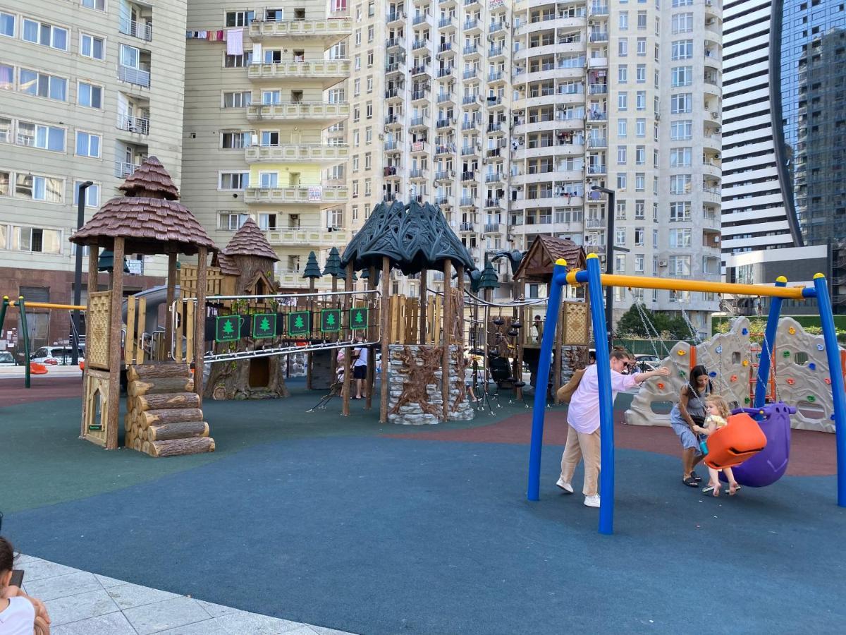 Roini Apartment Batumi Zewnętrze zdjęcie