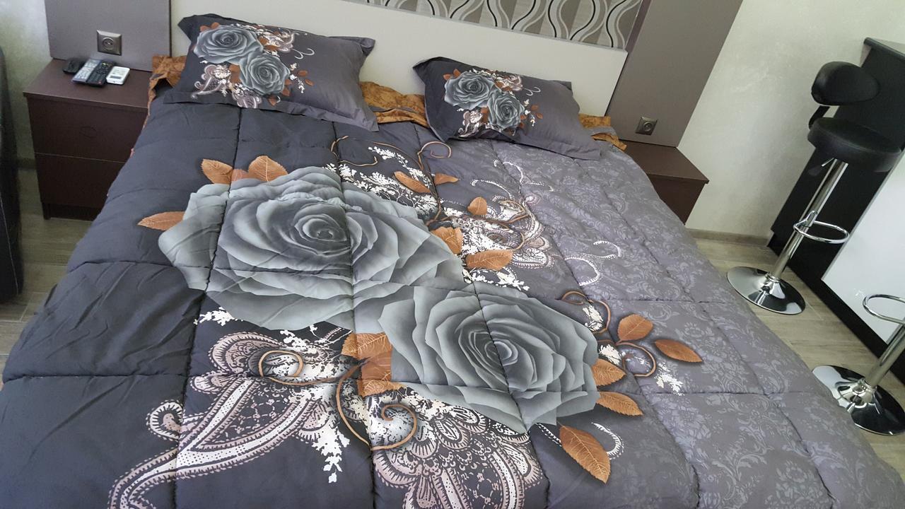 Roini Apartment Batumi Zewnętrze zdjęcie